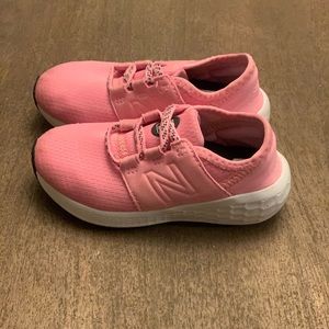 Toddler girls new balance shoes